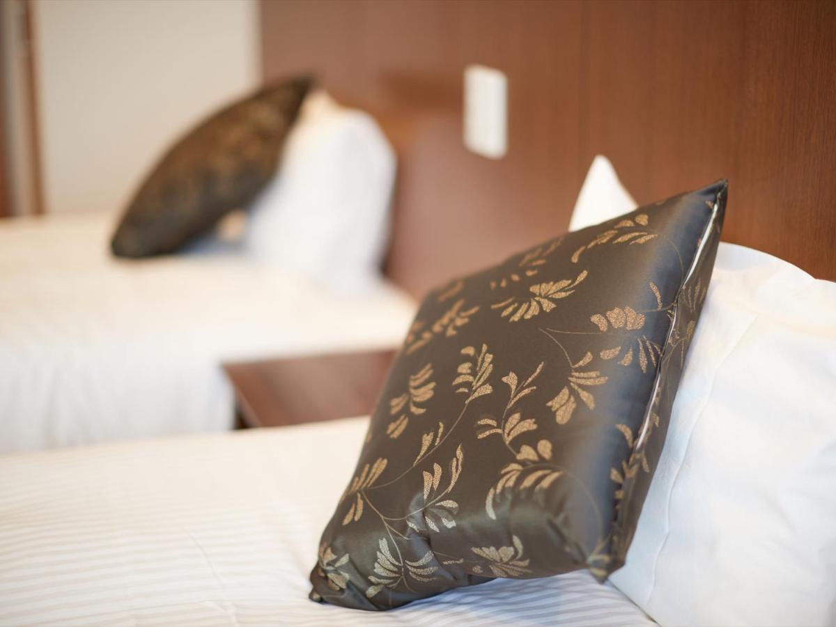 Creass Hotel Tsubogawa Marche Naha Bagian luar foto