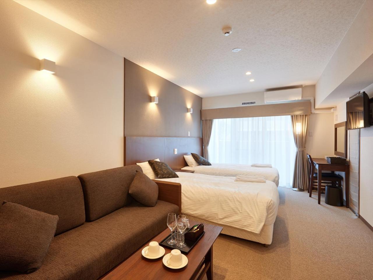 Creass Hotel Tsubogawa Marche Naha Bagian luar foto